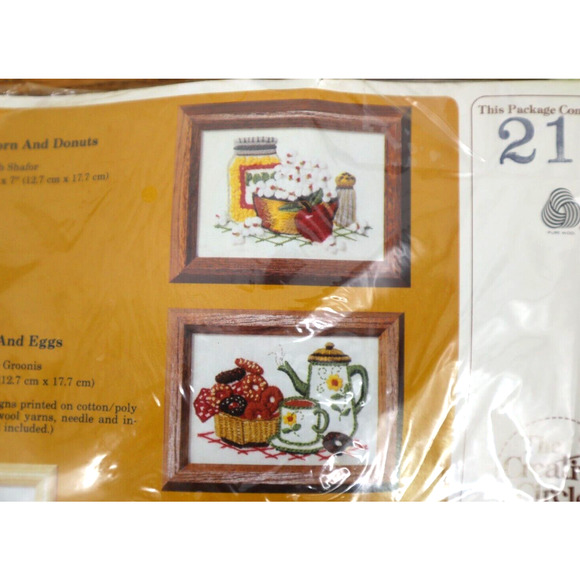 Vintage 1982 The Creative Circle Crewel Kit Needlework Popcorn and Donuts 0210 - Picture 2 of 4